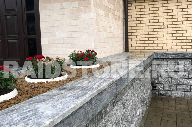 Облицовка парапета магнезитом