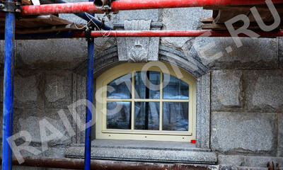 Облицовка цоколя гранитом