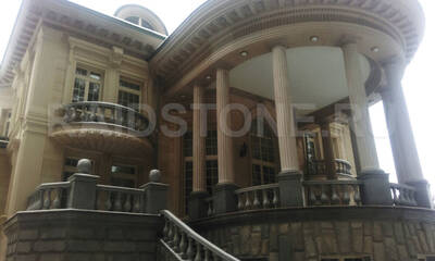 Облицовка цоколя и фасада здания МАФ