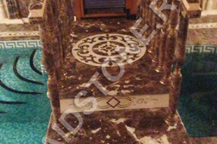 Облицовка мостика над бассейном