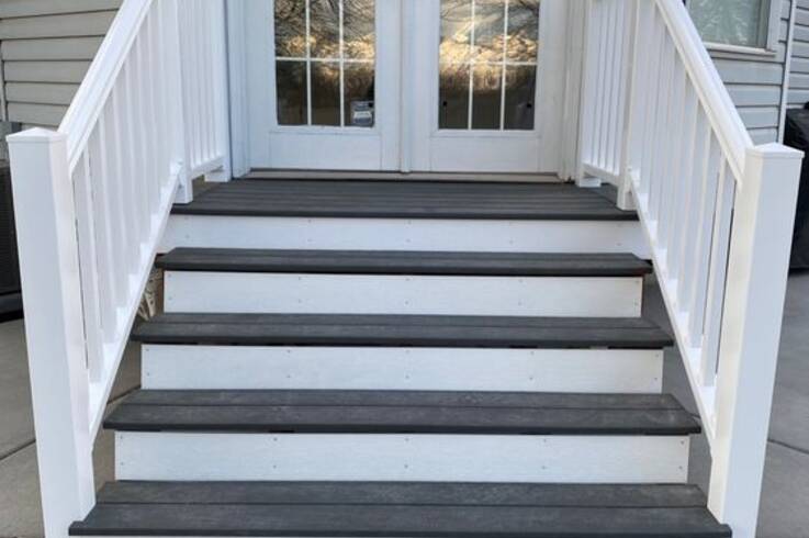 Облицовка входной группы из гранита Absolut black