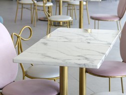 Кофейный столик мрамор Волокас бело-серый