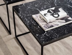 Кофейный столик из мрамора Неро маркина