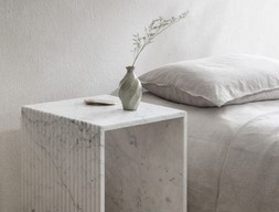 Кофейный столик мрамор Бъянко каррара