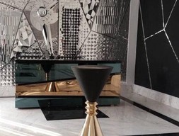 Кофейный столик из черного мрамора с золотом