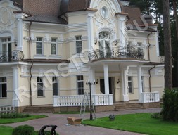 Лестница из гранита Мери Голд