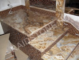 Лестница из оникса Килиманджаро (Kilimangiaro)