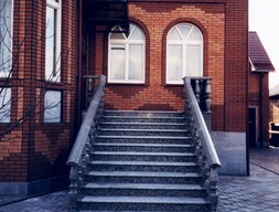 Ступени из гранита Роял Вайт 26 м.п.