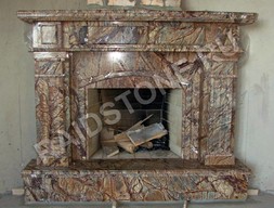 Каминный портал из мрамора Бидасар Голд