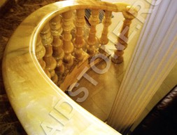 Поручни из оникса