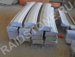 Поручень входной группы из гранита