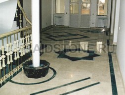 Облицовка пола, колонн мрамором