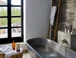 Черная ванна