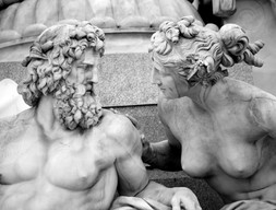 Скульптура из мрамора Сивек тела