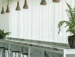 Барная стойка из мрамора Арабескато