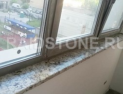 Подоконник из гранита Delicatus 200х3400 мм