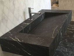 Столешница из мрамора Неро Маркина