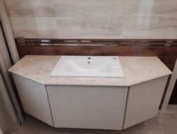 Мраморная столешница с раковиной